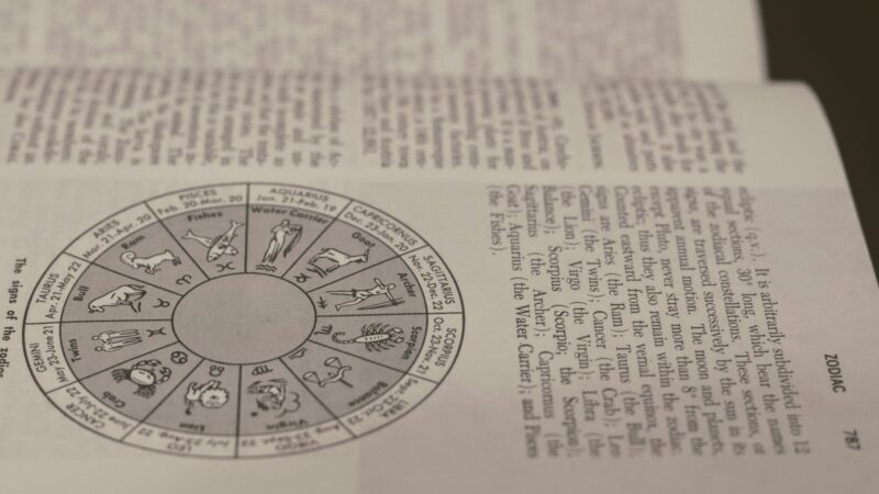 Astrologinis savęs pažinimo žemėlapis: ką gimimo ženklas atskleidžia apie jūsų stiprybes ir silpnybes