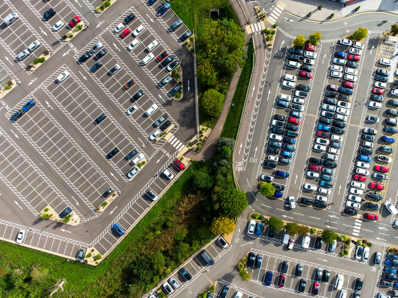 Greitasis įkrovimas kelionėje: kaip realiai suplanuoti maršrutą elektromobiliu Lietuvoje ir už jos ribų