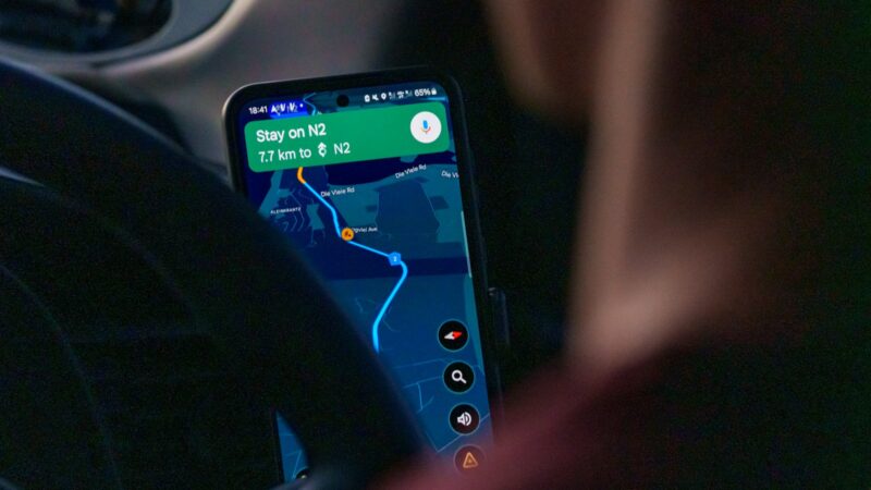 Kaip kasdien naudotis navigacijos programėlėmis ir neišsikrauti: svarbūs nustatymai, klaidos ir mobiliojo ryšio sąnaudos