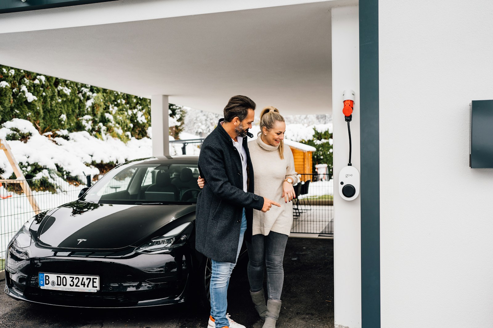 Kaip pasirinkti elektromobilį antrajai šeimos transporto priemonei: ką verta žinoti prieš priimant sprendimą