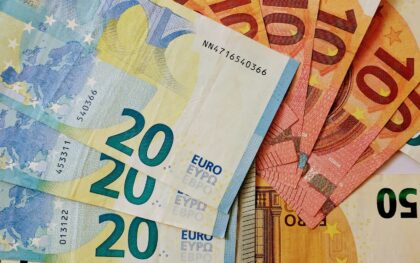 Karščio banga Europoje jau nusinešė daugiau kaip 1 300 gyvybių: mokslininkai įspėja, kad tai tik pradžia