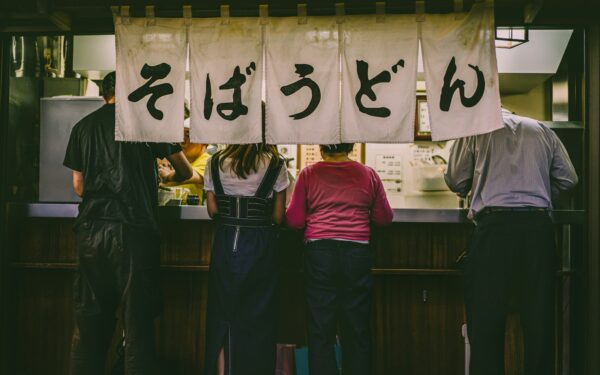 Kodėl japonai beveik nepalieka arbatpinigių: kaip šios šalies etiketas stebina atvykėlius