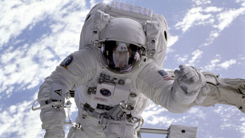 Kuo kvepia kosmosas: ką iš tikrųjų užuodžia astronautai ir ką apie tai sako mokslas