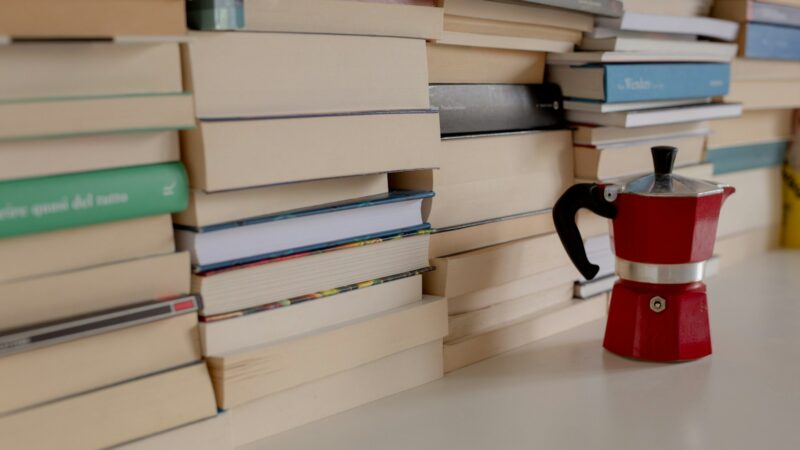 Lietuviškų knygų klubai atgimsta: kaip bendru skaitymu kuriamos draugystės ir stiprinama bendruomenė
