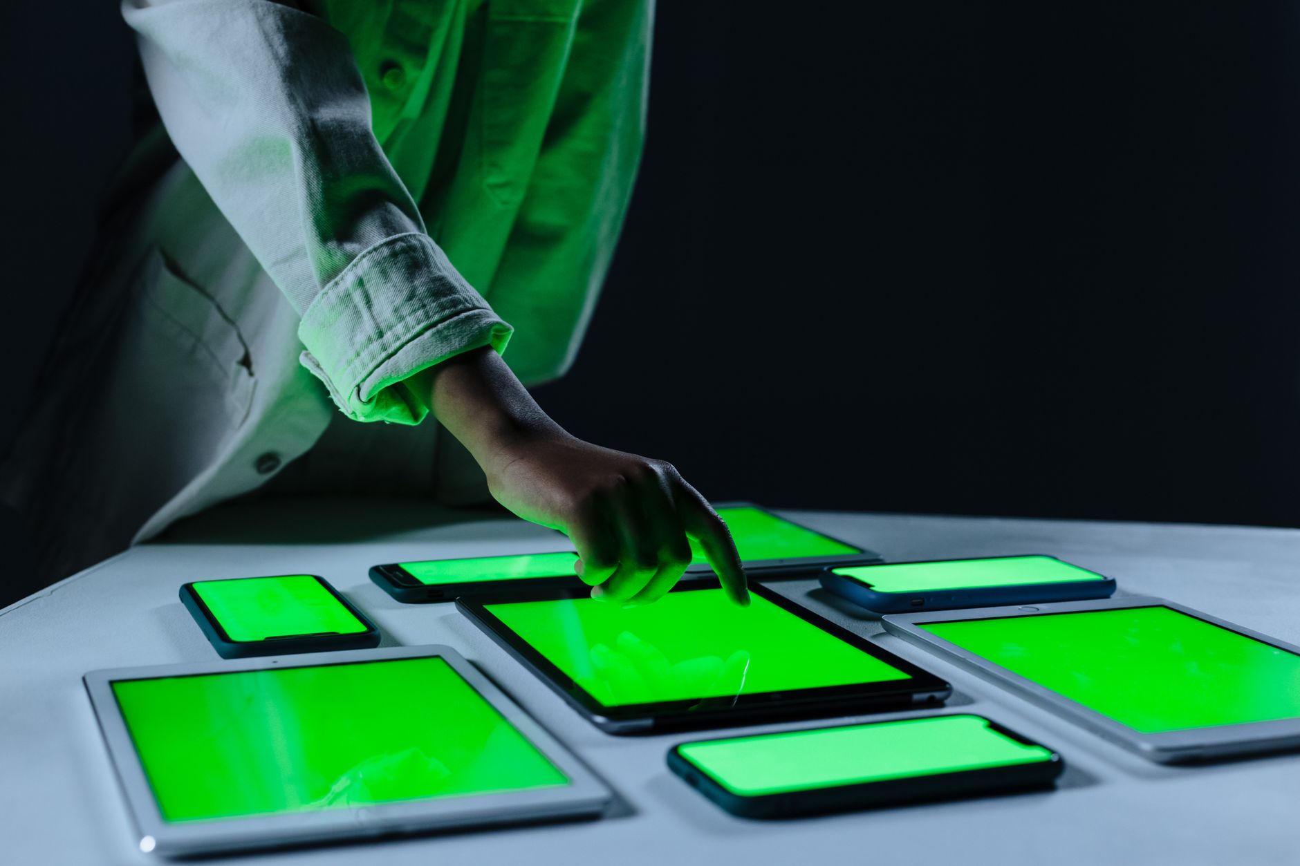 Kas iš tikrųjų valdo pasaulį? Valstybės praranda galią technologijų milžinams