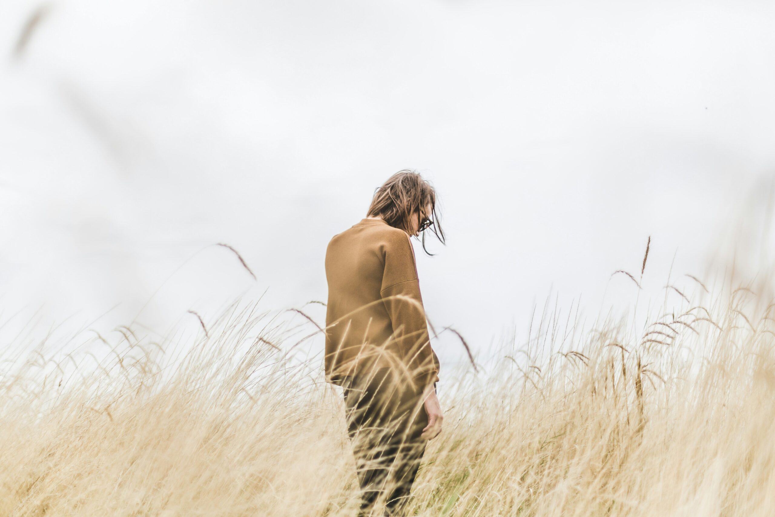 Vienišas vyras. Unsplash nuotr