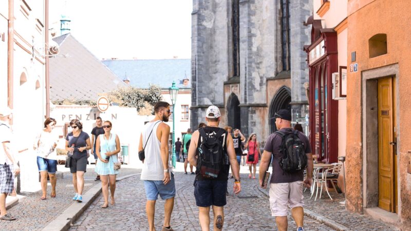 Kaip atostogauja pasaulis po pandemijos: naujos kelionių kryptys, taisyklės ir įpročiai, kurie keičia turizmą