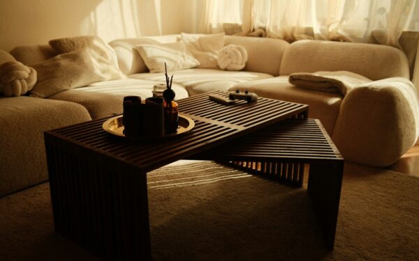 Kaip pasiruošti netikėtiems svečiams per 20 minučių: tvarkos, maisto ir nuotaikos gidas