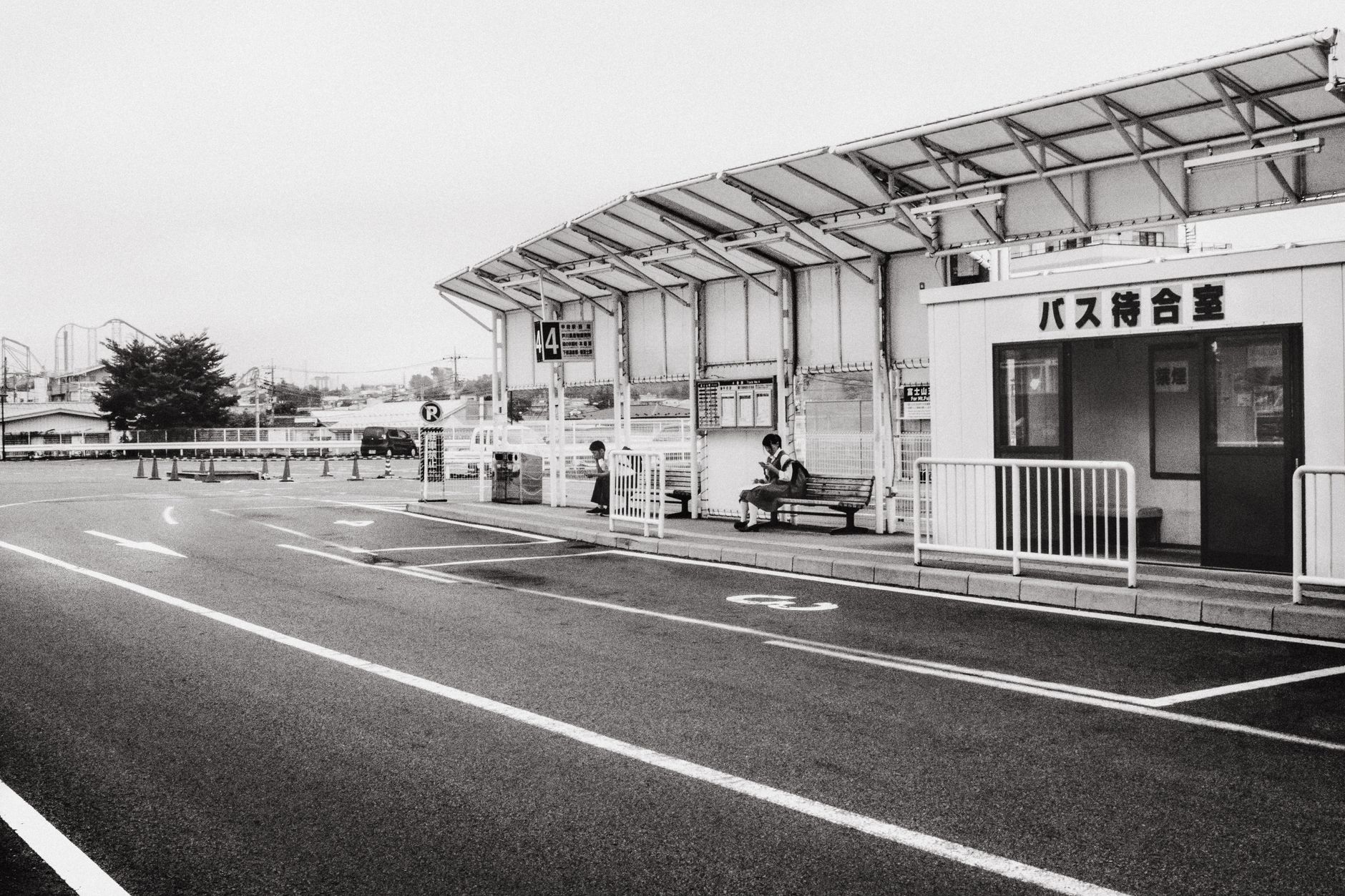 Mažų miestų autobusų stotys atgimsta: kaip Anykščiai savo stotį paverčia vietos vartais ir susitikimų erdve