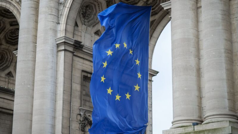 Europa nebenori priklausyti nuo „Google“ ir „Microsoft“: į kovą dėl DI meta šimtus milijardų