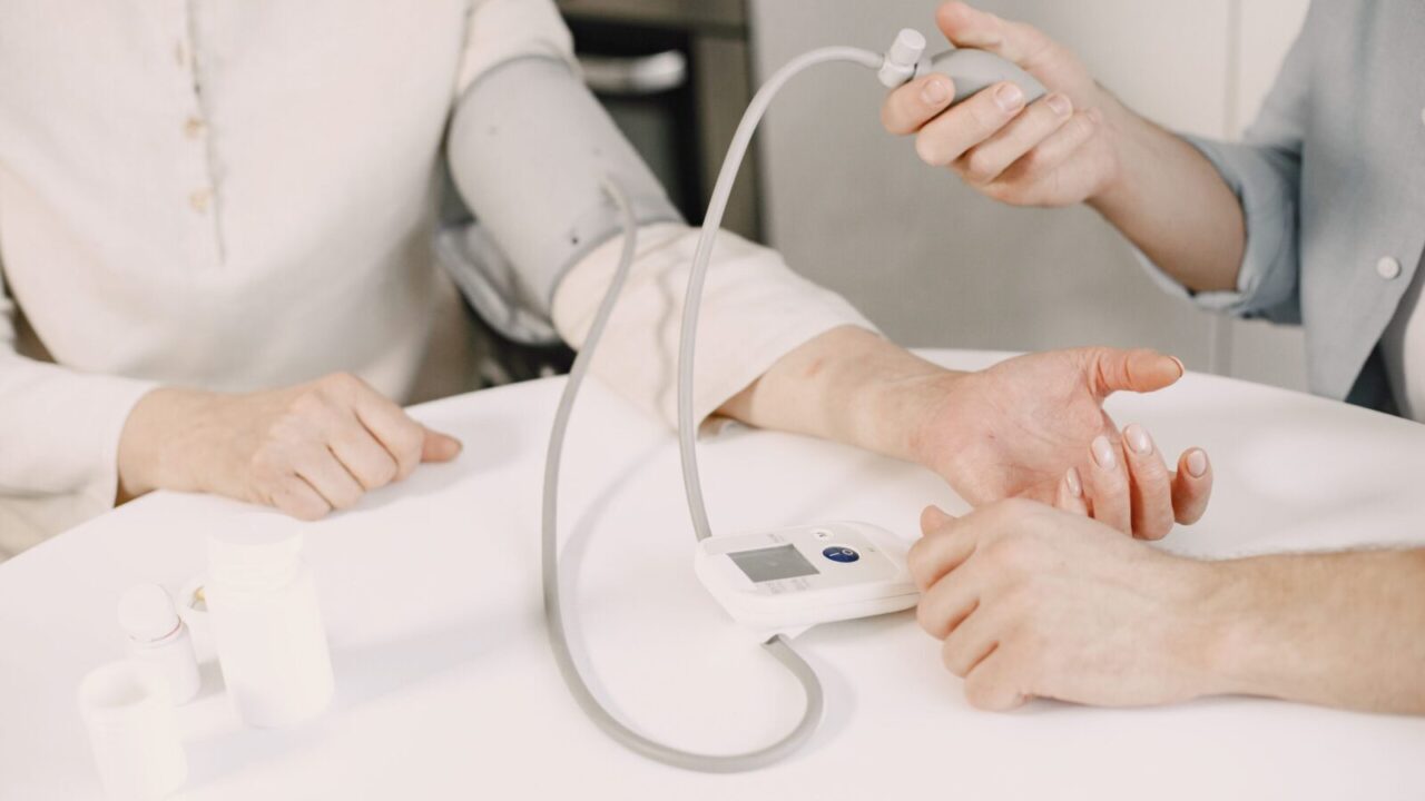 Turintiems aukštą kraujospūdį pataria nepraleisti šių uogų: sezonas jau eina į pabaigą