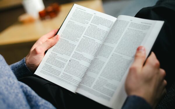 Skaitmeninis detoksas savaitgaliui: kaip atsijungti nuo ekranų taip, kad poilsis būtų tikras