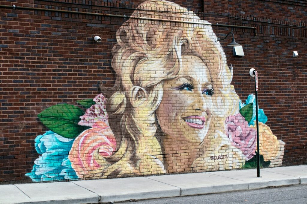 Dolly Parton. Unsplash nuotr.