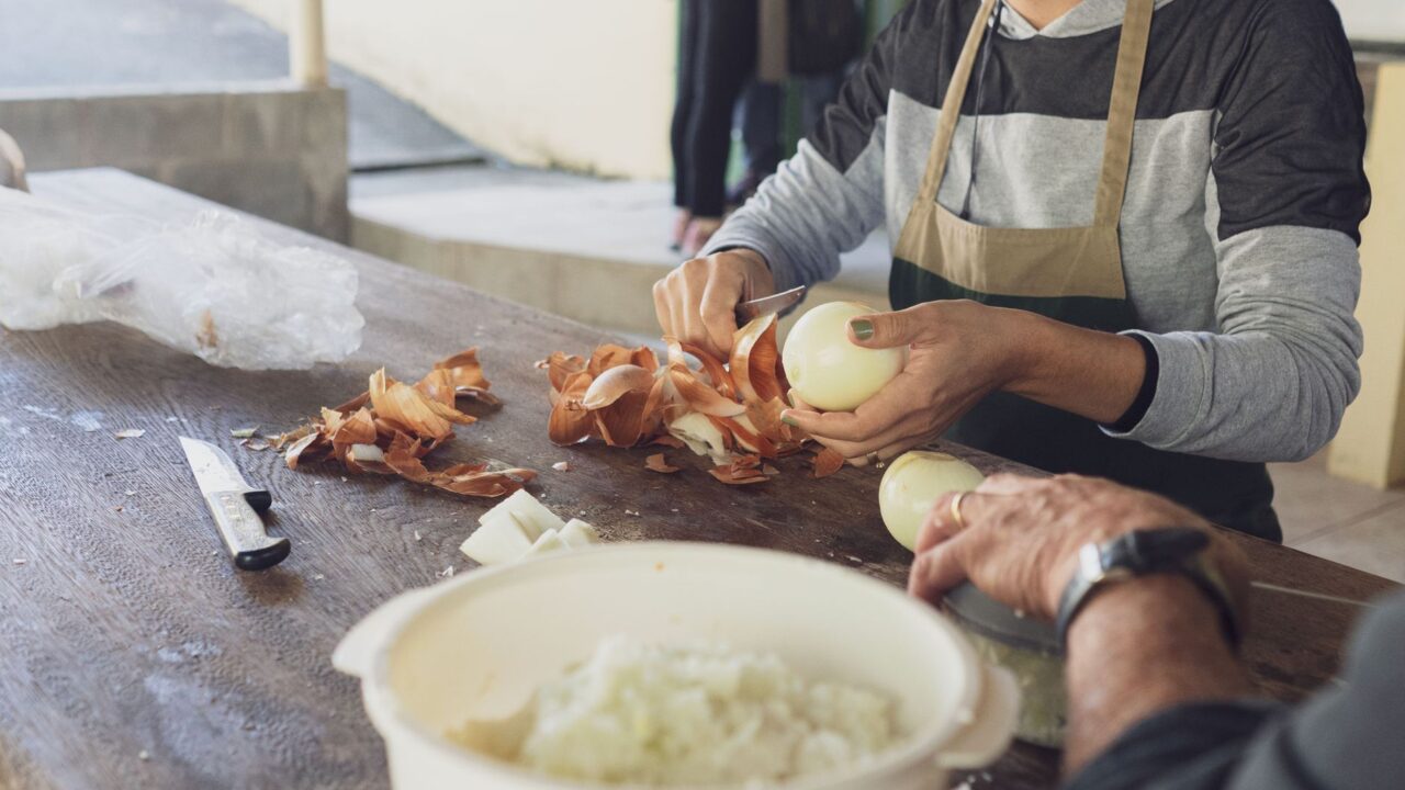 Kaimo bendruomenių virtuvės sugrįžta į madą: kaip mažose Aukštaitijos gyvenvietėse atgimsta susibūrimų tradicijos